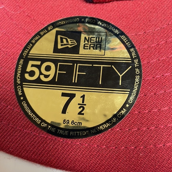 New Era 59FIFTY "DVS" Red-Burgundy with Blue Piping Fitted Wool Skate Cap 7½ - Picture 4 of 10